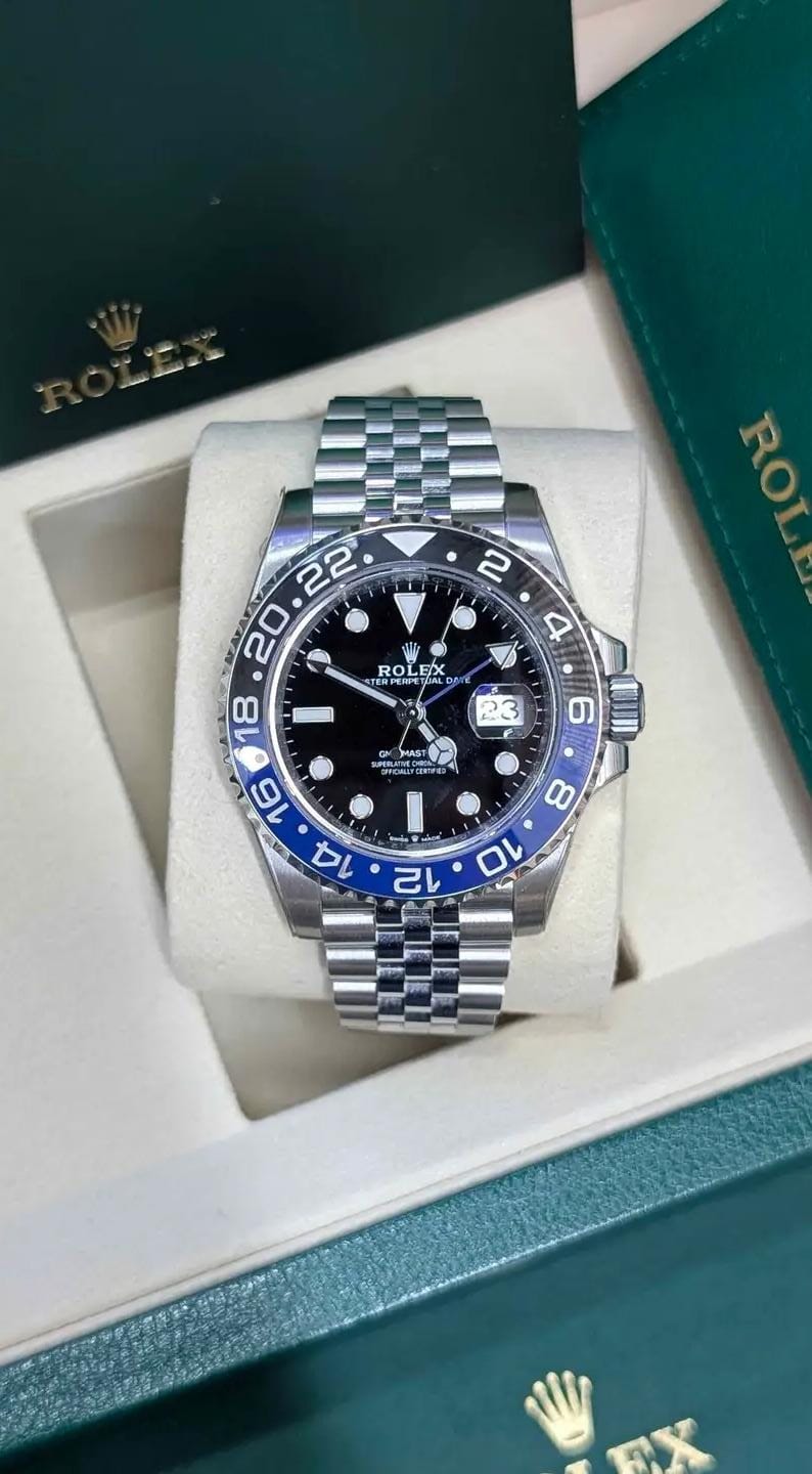 Imported Luxury Watch for Men – Dual Time Display Stainless Steel Design